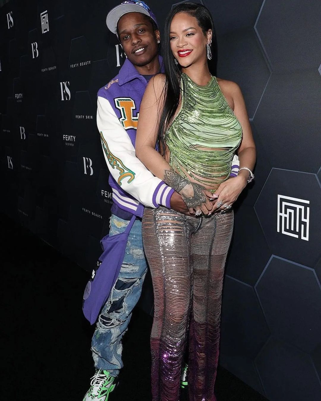 Rihanna Flaunts Baby Bump During Public Appearance With Boyfriend A$AP ...