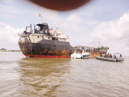 Owners Of The Ship Arrested By Navy With 800,000 Stolen Crude Revealed - Vimarsana News