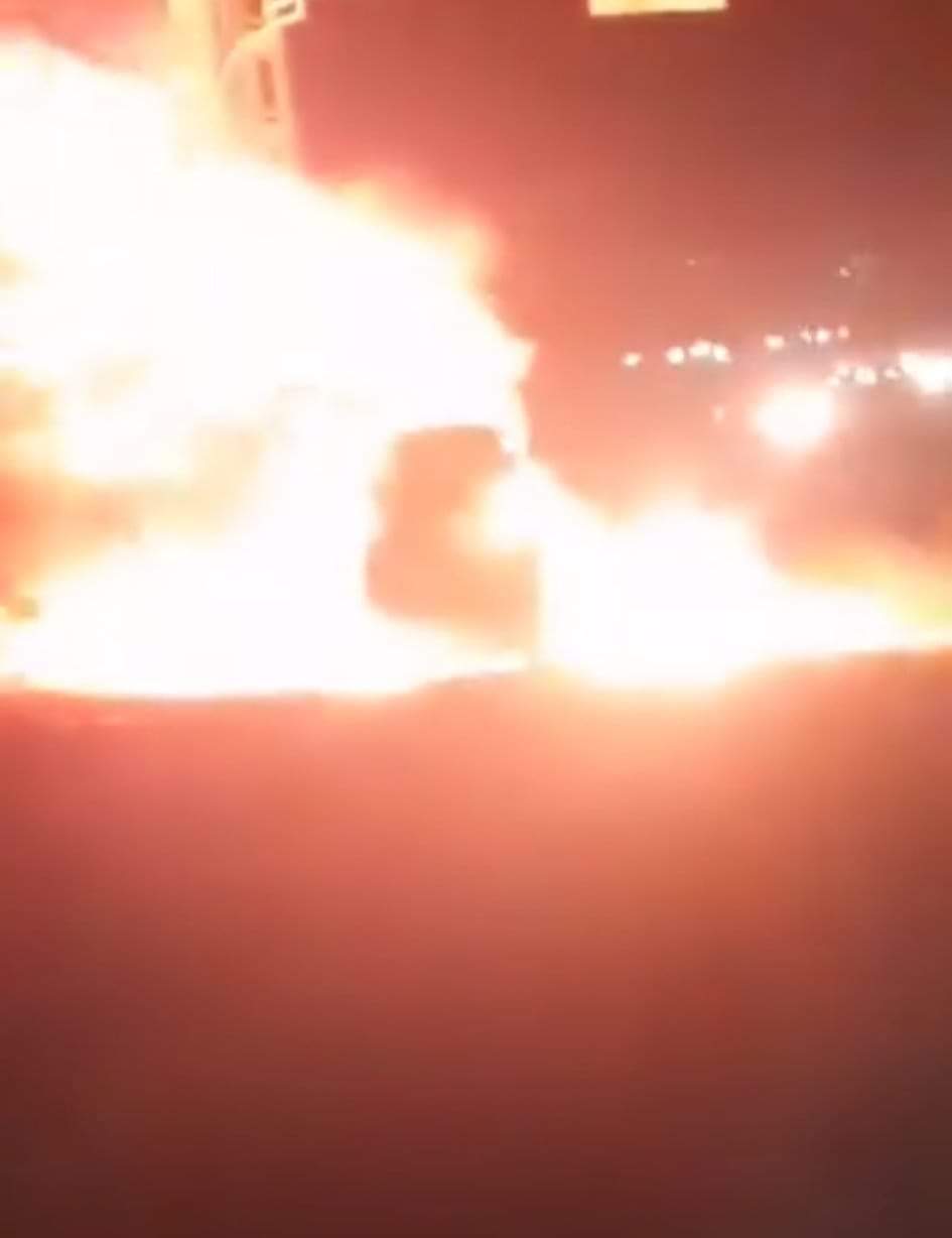 BREAKING!!! First Niger Bridge Onitsha On Fire - Vimarsana News
